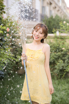 丰满女学生